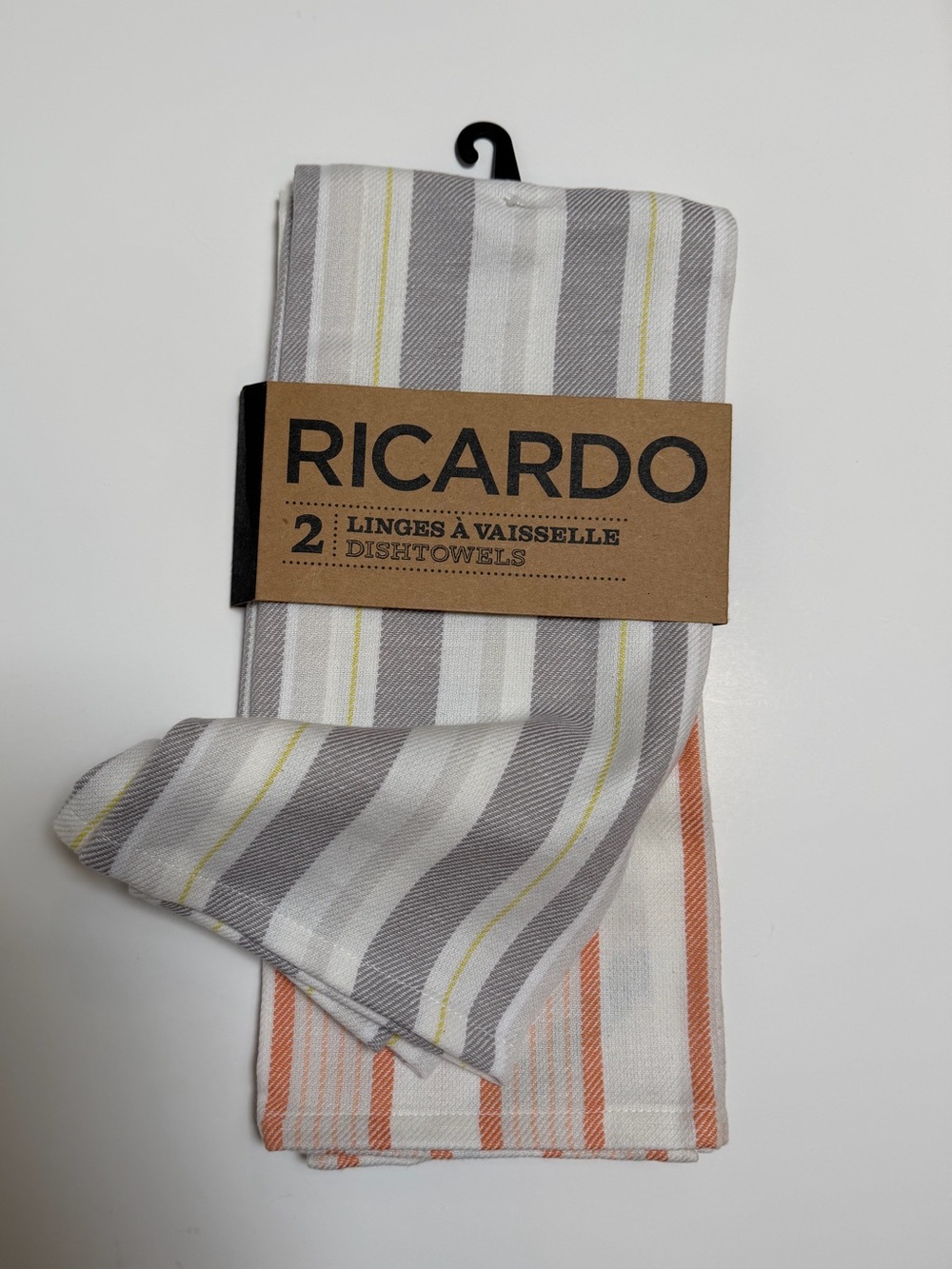 Ricardo Dish Towels Set of 2 NWT